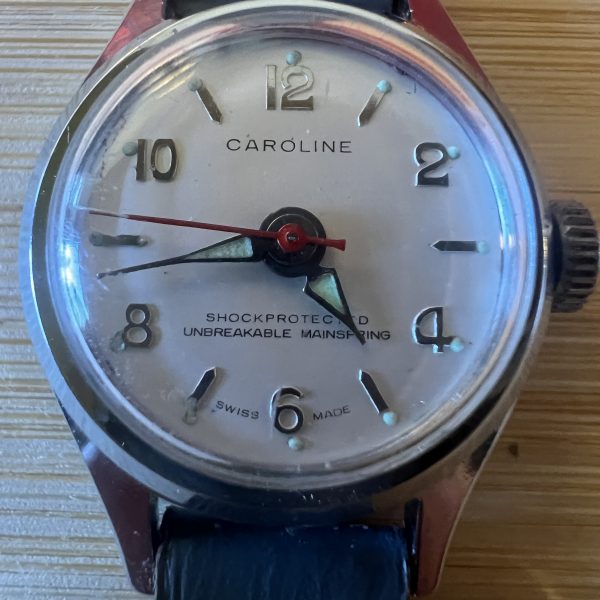 Caroline ladies mechanical wind up field watch with even dial