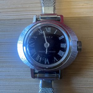 Timex Ladies Dainty UFO Windup WATCH