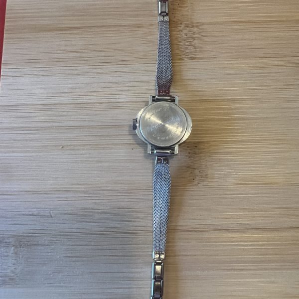 Timex Ladies Dainty UFO Windup WATCH - Image 3