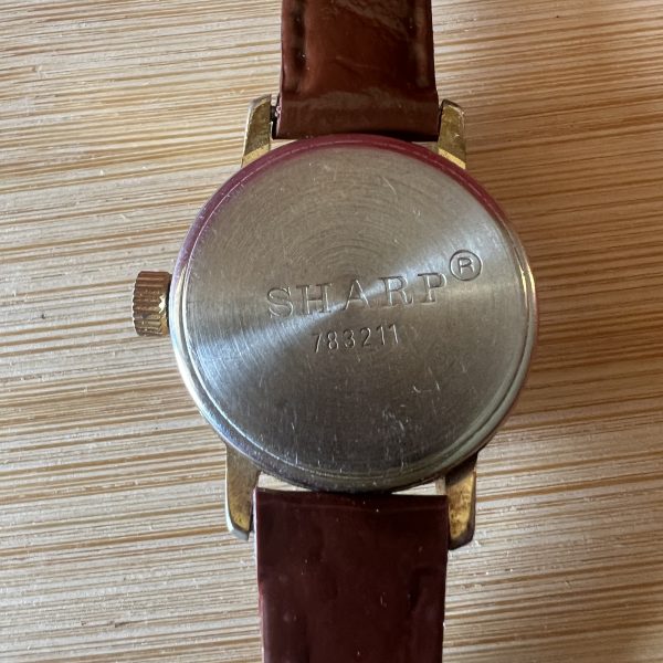 Sharp ladies round windup mechanical watch ref 783211 - Image 3