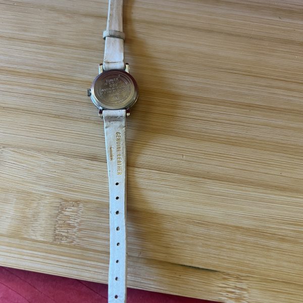 Timex ladies petite indiglo quartz watch - Image 4