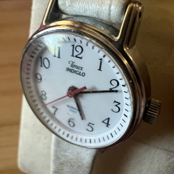 Timex ladies petite indiglo quartz watch - Image 6
