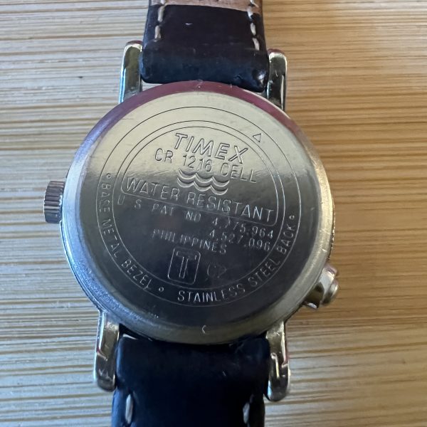 Timex dainty ladies Indiglo quartz watch - Image 4