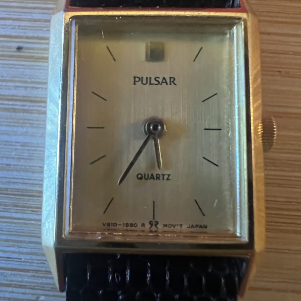 Pulsar dainty ladies quartz tank watch ref v810-5570