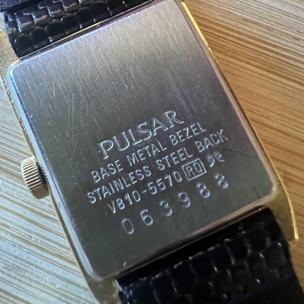 Pulsar dainty ladies quartz tank watch ref v810-5570 - Image 3