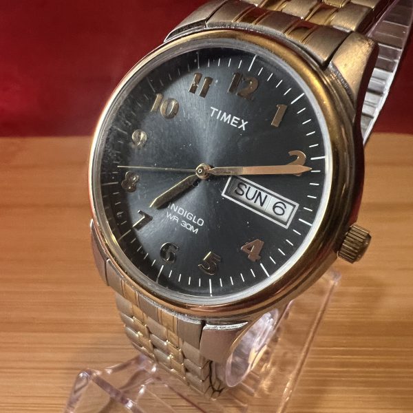 Timex men’s indiglo Charles street expansion bracelet day date - Image 5