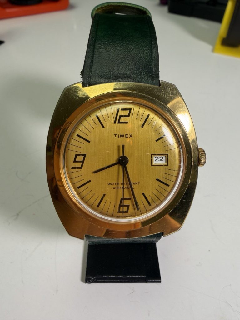 1977 Timex Viscount Calendar With Goldtone Cushion Case Green TTS ATELIER STRAP